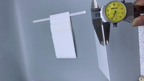 জিরকোনিয়া সিরামিক্স কাটার প্লাঞ্জার দিয়ে নির্ভুল কাটিং 9.5 কেভি / মিমি ডায়েলক্ট্রিক শক্তি