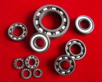 3.2 G/cm3 ঘনত্ব কালো / ধূসর SI3N4 সিরামিক বল 6.1 এমপিএ ফাটল দৃঢ়তা সঙ্গে